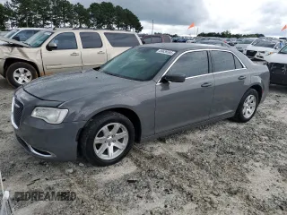 2018 Chrysler 300 Touring z VIN 2C3CCAAG4JH168246, wystawiony jako Copart lot #59639385 z przebiegiem 109 545 mil mil oraz Czysty tytuł • Clean title. Historia ofert i sprzedaży dostępna na DreamBid. Obrazek 1.