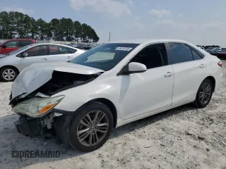 2017 Toyota Camry XLE z VIN 4T1BF1FK3HU630214, wystawiony jako Copart lot #59209705 z przebiegiem 111 752 mil mil oraz Szkoda całkowita • Salvage title. Historia ofert i sprzedaży dostępna na DreamBid. Obrazek 1.