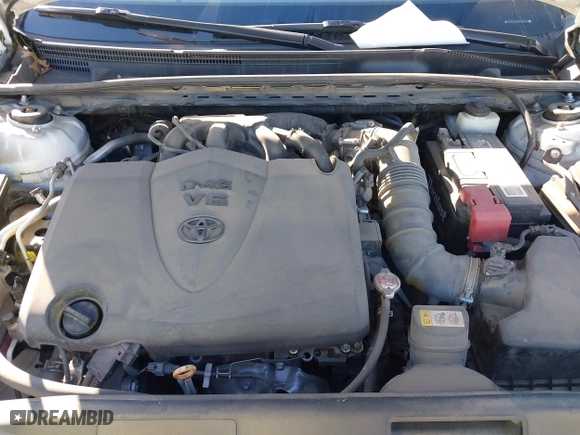 2019 Toyota Avalon XLE with VIN 4T1BZ1FB2KU008198, listed as a IAAI auction lot 41144894 with 90,477 mi miles. Bid and sale history available at carsss.com. Image 10.