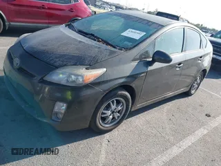 2010 Toyota Prius II with VIN JTDKN3DUXA1030143, listed as a IAAI auction lot 42051992 with 209,583 mi miles. Bid and sale history available at carsss.com. Image 2.