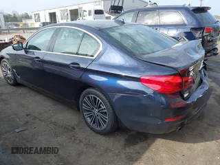 2019 BMW 5 Series 530i xDrive with VIN WBAJA7C50KWW48792, listed as a IAAI auction lot 41840161 with 58,313 mi miles. Bid and sale history available at carsss.com. Image 3.