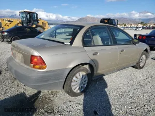 1998 Saturn SL with VIN 1G8ZH528XWZ266379, listed as a Copart auction lot 43862105 with 174,381 mi miles and Clean Title. Bid and sale history available at carsss.com. Image 3.