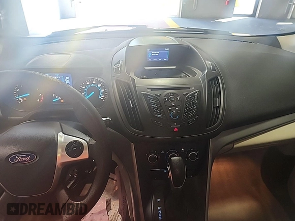 2014 Ford Escape SE z VIN 1FMCU9GX7EUC02600, wystawiony jako IAAI lot #42570755 z przebiegiem 86 871 mil mil oraz . Historia ofert i sprzedaży dostępna na DreamBid. Obrazek 16.
