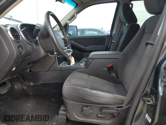 2009 Ford Explorer XLT z VIN 1FMEU63E79UA43921, wystawiony jako Copart lot #80440984 z przebiegiem 251 817 mil mil oraz Czysty tytuł • Clean title. Historia ofert i sprzedaży dostępna na DreamBid. Obrazek 7.
