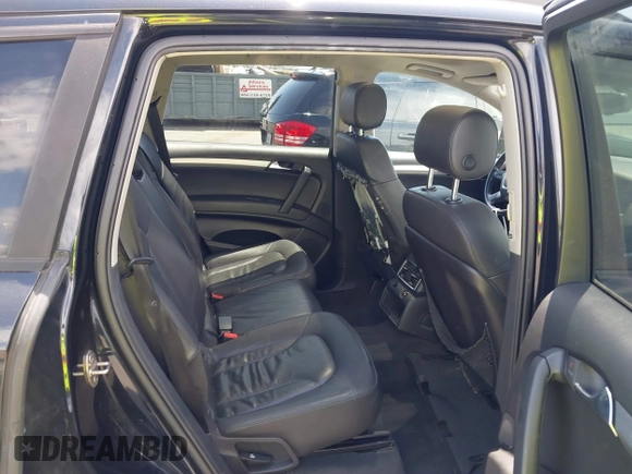 2008 Audi Q7 3.6L with VIN WA1AY74L28D045529, listed as a IAAI auction lot 42109500 with 211,333 mi miles. Bid and sale history available at carsss.com. Image 8.