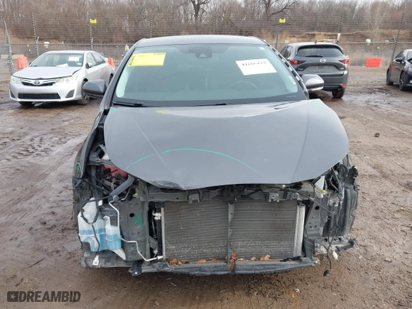 2020 Toyota Prius L Eco with VIN JTDKARFU5L3117919, listed as a IAAI auction lot 41686815 with 154,128 mi miles. Bid and sale history available at carsss.com. Image 13.