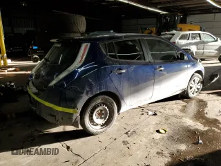 2017 Nissan LEAF S with VIN 1N4BZ0CP1HC305028, listed as a Copart auction lot 89362165 with 46,046 mi miles and Salvage Title. Bid and sale history available at carsss.com. Image 3.