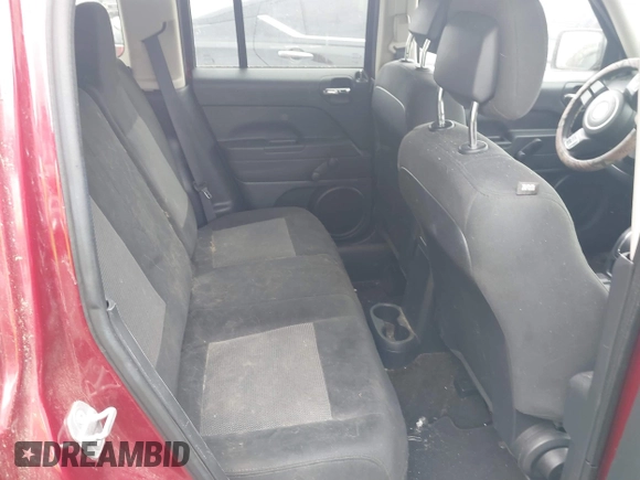 2015 Jeep Patriot Altitude Edition with VIN 1C4NJPBA5FD428486, listed as a IAAI auction lot 41843629 with 135,988 mi miles. Bid and sale history available at carsss.com. Image 8.