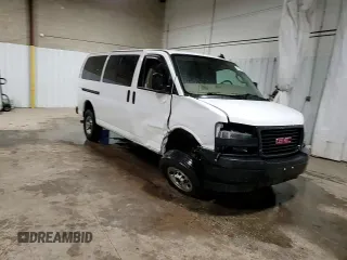 2022 GMC Savana z VIN 1GTZ7GF79N1230444, wystawiony jako Copart lot #47751865 z przebiegiem 43 481 mil mil oraz Szkoda całkowita • Salvage title. Historia ofert i sprzedaży dostępna na DreamBid. Obrazek 15.