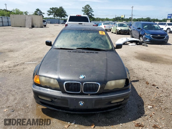1999 BMW 3 Series 323i z VIN WBAAM3330XFP60241, wystawiony jako Copart lot #58614475 z przebiegiem 291 415 mil mil oraz Czysty tytuł • Clean title. Historia ofert i sprzedaży dostępna na DreamBid. Obrazek 5.