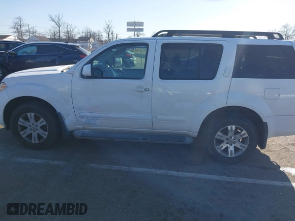 2010 Nissan Pathfinder SE with VIN 5N1AR1NB9AC629519, listed as a IAAI auction lot 41772962 with 192,593 mi miles and . Bid and sale history available at DreamBid. Image 6.