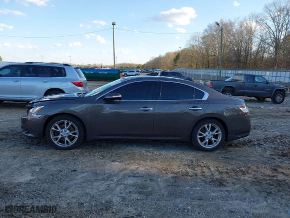 2012 Nissan Maxima 3.5 SV with VIN 1N4AA5AP5CC847535, listed as a IAAI auction lot 41216270 with 60,930 mi miles. Bid and sale history available at carsss.com. Image 15.