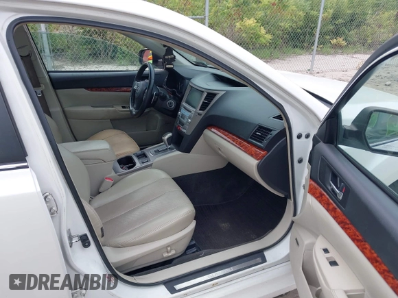 2012 Subaru Legacy Limited z VIN 4S3BMBL63C3005589, wystawiony jako IAAI lot #42877991 z przebiegiem 289 860 mil mil oraz . Historia ofert i sprzedaży dostępna na DreamBid. Obrazek 5.
