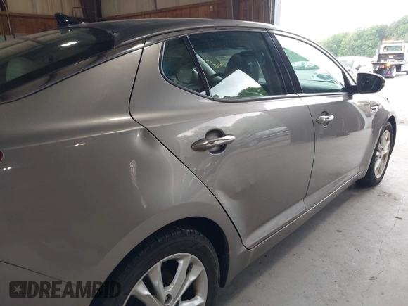2013 Kia Optima EX с VIN 5XXGN4A79DG220258, выставлен на аукционе IAAI как лот 42681855 с пробегом 194 174 миль миль и . История ставок и продаж доступна на DreamBid. Изображение 12.