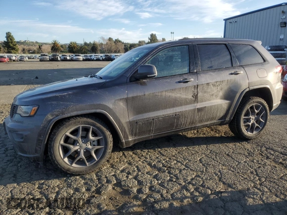 2021 Jeep Grand Cherokee 80th Anniversary with VIN 1C4RJFBG7MC587111, listed as a Copart auction lot 46335985 with 117,135 mi miles and Salvage Title. Bid and sale history available at carsss.com. Image 1.