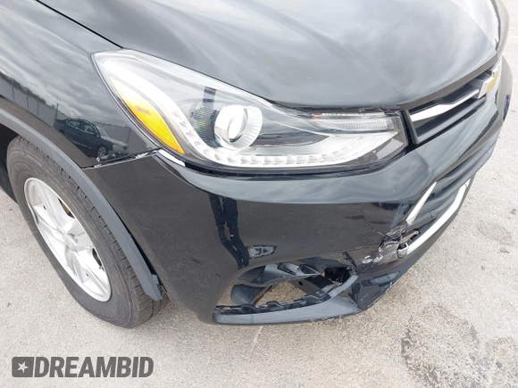 2020 Chevrolet Trax LT with VIN KL7CJLSBXLB003682, listed as a IAAI auction lot 41841753 with 114,624 mi miles and . Bid and sale history available at DreamBid. Image 18.