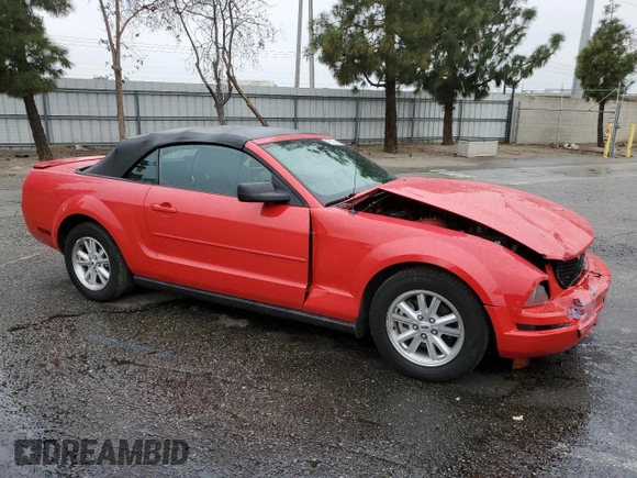 2007 Ford Mustang Deluxe with VIN 1ZVFT84N975273244, listed as a Copart auction lot 47892565 with 187,131 mi miles and Salvage title. Bid and sale history available at DreamBid. Image 4.