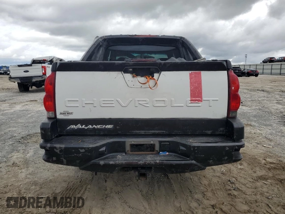 2002 Chevrolet Avalanche with VIN 3GNEK13T82G115091, listed as a Copart auction lot 70299624 with 0 mi miles and Salvage Title. Bid and sale history available at carsss.com. Image 6.
