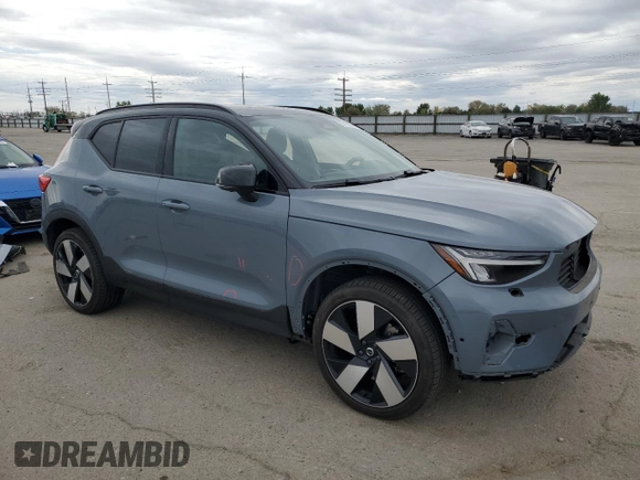 2023 Volvo XC40 Ultimate с VIN YV4ED3UM8P2961627, выставлен на аукционе Copart как лот 55118625 с пробегом 17 059 миль миль и Списание • Salvage title. История ставок и продаж доступна на DreamBid. Изображение 4.