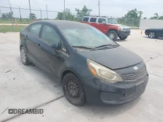2013 Kia Rio LX z VIN KNADM4A31D6303150, wystawiony jako IAAI lot #42323264 z przebiegiem Nie podano mil oraz . Historia ofert i sprzedaży dostępna na DreamBid. Obrazek 1.
