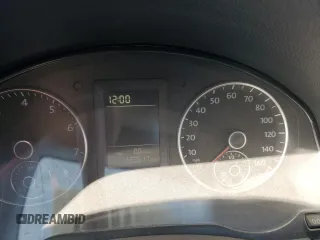 2010 Volkswagen Jetta S z VIN 3VWJZ7AJ6AM079244, wystawiony jako Copart lot #82582314 z przebiegiem 122 617 mil mil oraz Szkoda całkowita • Salvage title. Historia ofert i sprzedaży dostępna na DreamBid. Obrazek 9.