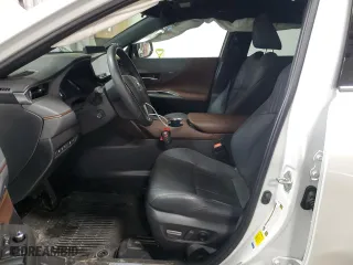 2024 Toyota Venza LE with VIN JTEAAAAH4RJ153981, listed as a Copart auction lot 49324125 with 21,509 mi miles and Salvage Title. Bid and sale history available at carsss.com. Image 7.