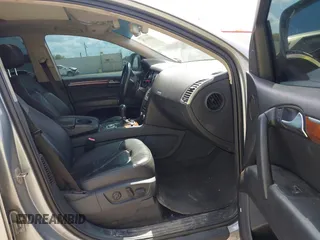 2008 Audi Q7 3.6L Premium with VIN WA1BY74L28D047916, listed as a IAAI auction lot 41876178 with 1 mi miles. Bid and sale history available at carsss.com. Image 5.