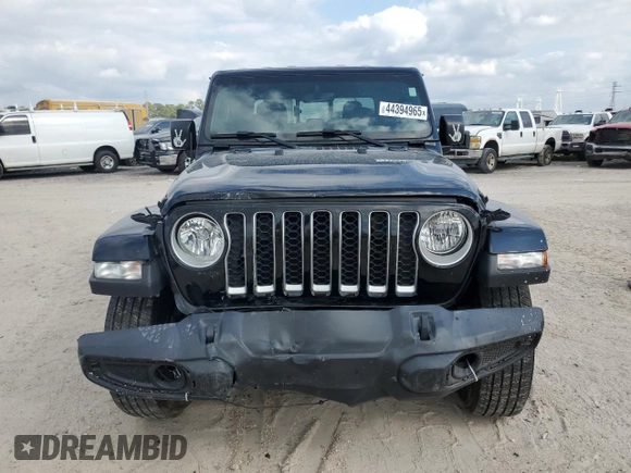 2022 Jeep Gladiator High Altitude with VIN 1C6HJTFG1NL151559, listed as a Copart auction lot 44394965 with 27,704 mi miles and Salvage title. Bid and sale history available at DreamBid. Image 5.