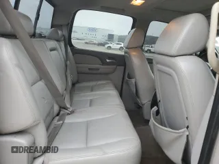 2007 GMC Sierra 1500 SLE1 z VIN 2GTEC13J571514500, wystawiony jako Copart lot #44444455 z przebiegiem 191 090 mil mil oraz Szkoda całkowita • Salvage title. Historia ofert i sprzedaży dostępna na DreamBid. Obrazek 10.