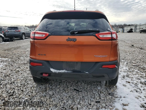 2016 Jeep Cherokee Trailhawk z VIN 1C4PJMBB5GW299512, wystawiony jako Copart lot #45356355 z przebiegiem Nie podano mil oraz Szkoda całkowita • Salvage title. Historia ofert i sprzedaży dostępna na DreamBid. Obrazek 6.
