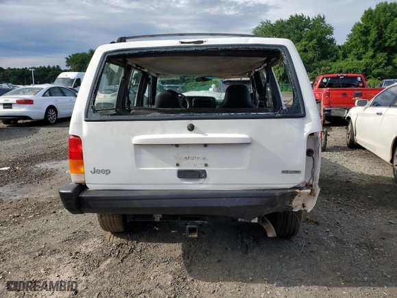 2001 Jeep Cherokee Sport with VIN 1J4FF48S21L608893, listed as a Copart auction lot 61865484 with 172,440 mi miles and Non Repairable. Bid and sale history available at carsss.com. Image 6.