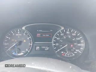 2014 Nissan Pathfinder Platinum Hybrid with VIN 5N1CR2MN1EC662479, listed as a IAAI auction lot 42555716 with 172,643 mi miles and . Bid and sale history available at DreamBid. Image 7.