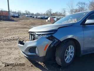 2024 Chevrolet Equinox LT z VIN 3GNAXKEG9RL304534, wystawiony jako IAAI lot #41716642 z przebiegiem 24 089 mil mil oraz . Historia ofert i sprzedaży dostępna na DreamBid. Obrazek 6.