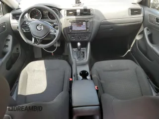 2015 Volkswagen Jetta S z VIN 3VW2K7AJ4FM407079, wystawiony jako Copart lot #61793135 z przebiegiem 101 772 mil mil oraz Szkoda całkowita • Salvage title. Historia ofert i sprzedaży dostępna na DreamBid. Obrazek 8.