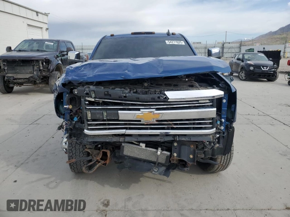 2016 Chevrolet Silverado 3500HD Work Truck z VIN 1GC4KZC85GF307057, wystawiony jako Copart lot #54277625 z przebiegiem 115 667 mil mil oraz Szkoda całkowita • Salvage title. Historia ofert i sprzedaży dostępna na DreamBid. Obrazek 5.