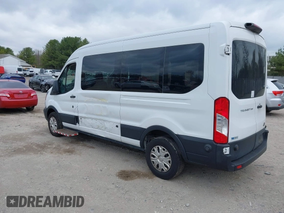 2019 Ford Transit with VIN 1FTYR2CM4KKA63287, listed as a IAAI auction lot 41910079 with 95,472 mi miles. Bid and sale history available at carsss.com. Image 3.
