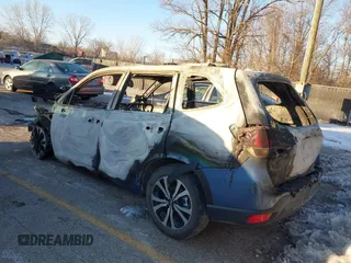 2024 Subaru Forester Limited with VIN JF2SKAKC5RH472520, listed as a IAAI auction lot 41390811 with Not provided miles and . Bid and sale history available at DreamBid. Image 3.