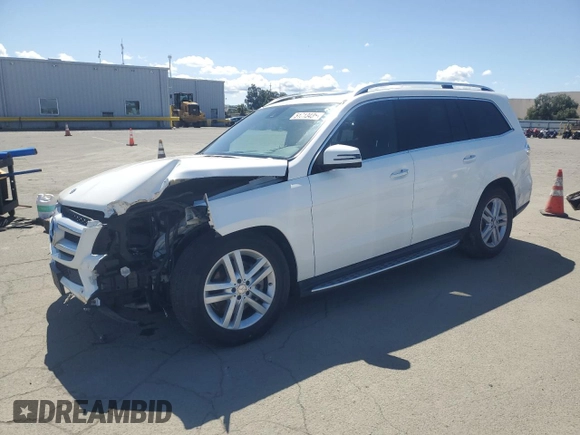 2015 Mercedes-Benz GL-Class GL 350 BlueTEC with VIN 4JGDF2EE6FA466336, listed as a Copart auction lot 51513435 with 177,215 mi miles and Salvage Title. Bid and sale history available at carsss.com. Image 1.