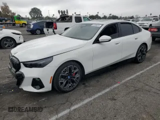 2024 BMW i5 eDrive40 with VIN WBY33FK04RCP62567, listed as a Copart auction lot 85295344 with 0 mi miles and Salvage Title. Bid and sale history available at carsss.com. Image 1.