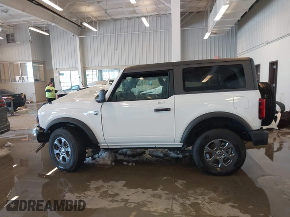 2022 Ford Bronco with VIN 1FMDE5AP7NLB47297, listed as a IAAI auction lot 41260077 with 19,780 mi miles. Bid and sale history available at carsss.com. Image 14.