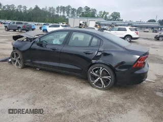 2024 Volvo S60 Core Dark Theme z VIN 7JRL12TK6RG323297, wystawiony jako Copart lot #53923895 z przebiegiem Nie podano mil oraz Szkoda całkowita • Salvage title. Historia ofert i sprzedaży dostępna na DreamBid. Obrazek 2.