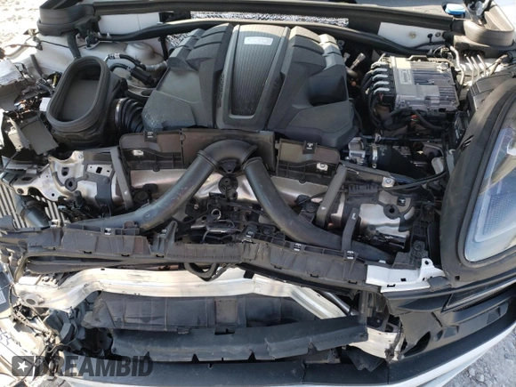 2022 Porsche Macan Turbo with VIN WP1AF2A53NLB31632, listed as a Copart auction lot 54890115 with 31,880 mi miles and Salvage title. Bid and sale history available at DreamBid. Image 12.
