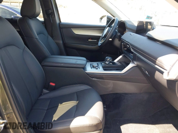 2025 Mazda CX-90 Premium Sport z VIN JM3KKCHAXS1206996, wystawiony jako IAAI lot #42086590 z przebiegiem 4 294 mil mil oraz . Historia ofert i sprzedaży dostępna na DreamBid. Obrazek 5.