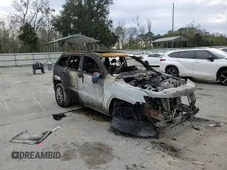 2018 Jeep Grand Cherokee Summit z VIN 1C4RJEJG8JC340185, wystawiony jako Copart lot #45853025 z przebiegiem Nie podano mil oraz Nie do naprawy • Non repairable. Historia ofert i sprzedaży dostępna na DreamBid. Obrazek 11.