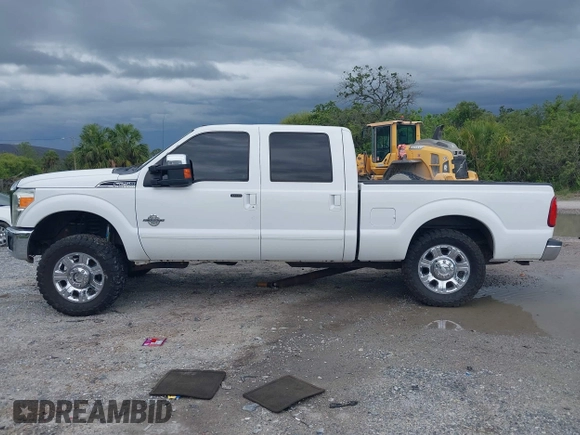 2012 Ford F-250 XL with VIN 1FT7W2BTXCEA99983, listed as a IAAI auction lot 42397438 with 300,977 mi miles and . Bid and sale history available at DreamBid. Image 14.
