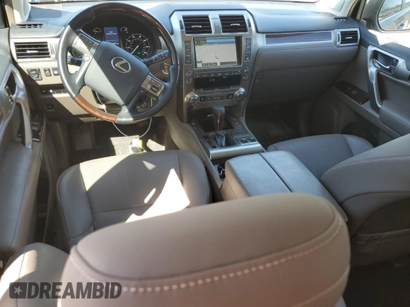 2019 Lexus GX 460 z VIN JTJBM7FX8K5221021, wystawiony jako Copart lot #48108505 z przebiegiem 61 427 mil mil oraz Szkody całkowita. Historia ofert i sprzedaży dostępna na DreamBid. Obrazek 8.