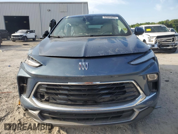 2025 Buick Encore GX Preferred with VIN KL4AMBSP5SB078497, listed as a Copart auction lot 52689855 with 2,918 mi miles and Salvage title. Bid and sale history available at DreamBid. Image 5.
