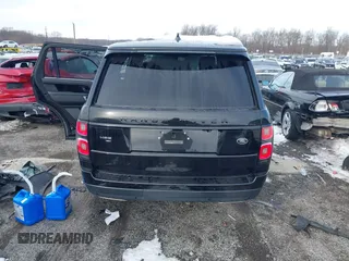 2020 Land Rover Range Rover с VIN SALGS5SE4LA413304, выставлен на аукционе IAAI как лот 41264428 с пробегом 56 457 миль миль и . История ставок и продаж доступна на DreamBid. Изображение 17.