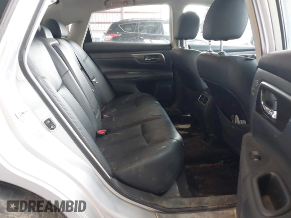 2013 Nissan Altima SV with VIN 1N4AL3AP8DN551025, listed as a IAAI auction lot 41983914 with 118,524 mi miles and . Bid and sale history available at carsss.com. Image 8.
