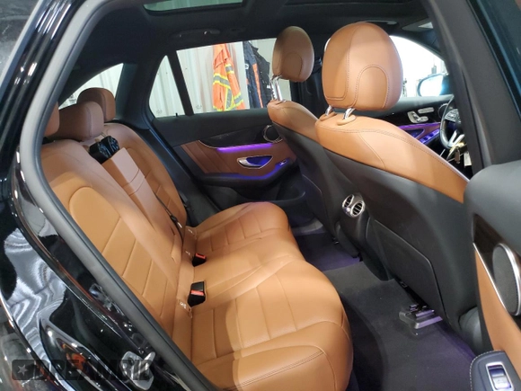 2022 Mercedes-Benz GLC 300 with VIN W1N0G8EB4NV374506, listed as a Copart auction lot 54725765 with 52,518 mi miles and Salvage Title. Bid and sale history available at DreamBid. Image 11.